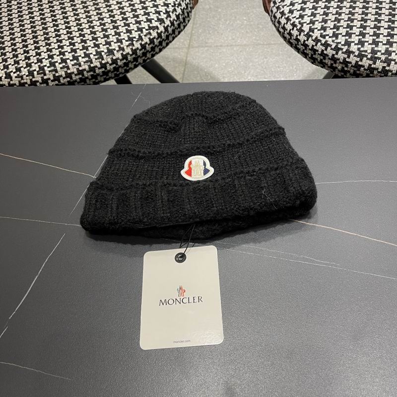 Moncler Hat (690)