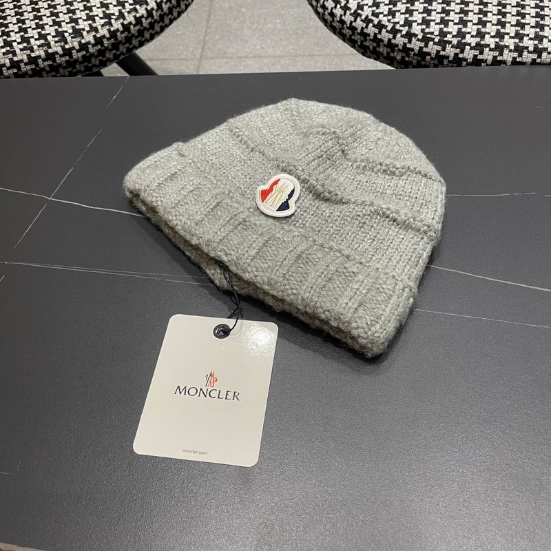 Moncler Hat (701)