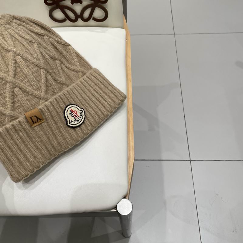 Moncler Hat (96)
