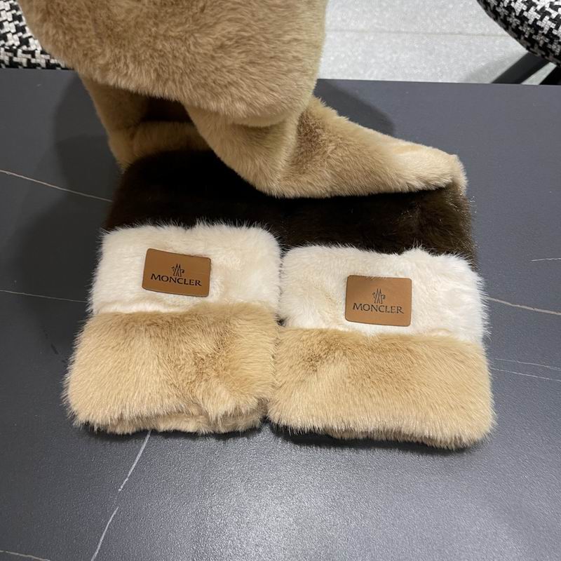 Moncler Scarf Hat (195)