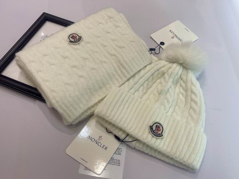 Moncler Scarf Hat (90)