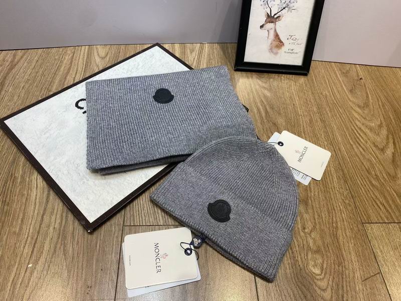 Moncler Scarf Hat (99)
