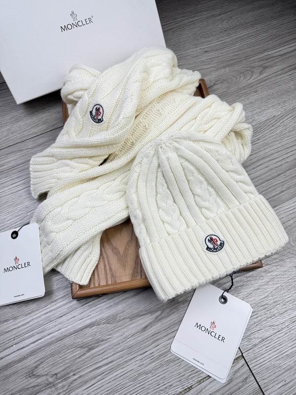 Moncler Scarf Hat E (200)