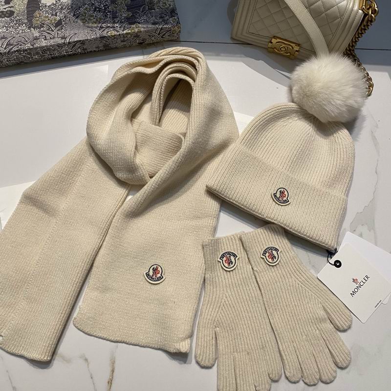 Moncler Scarf Hat Gloves (29)