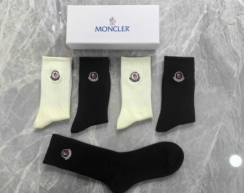 Moncler Socks (3)