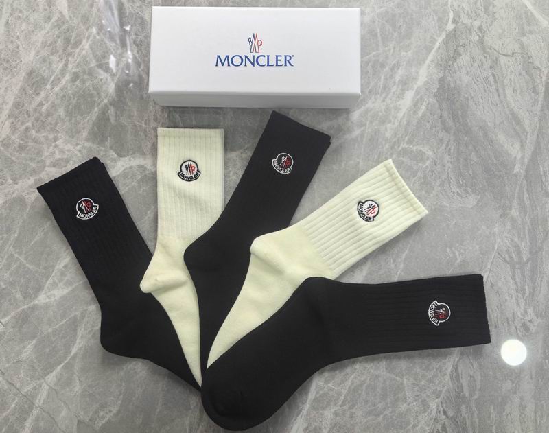 Moncler Socks (4)