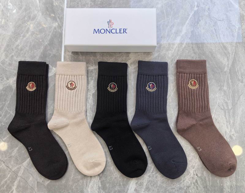 Moncler Socks (7)