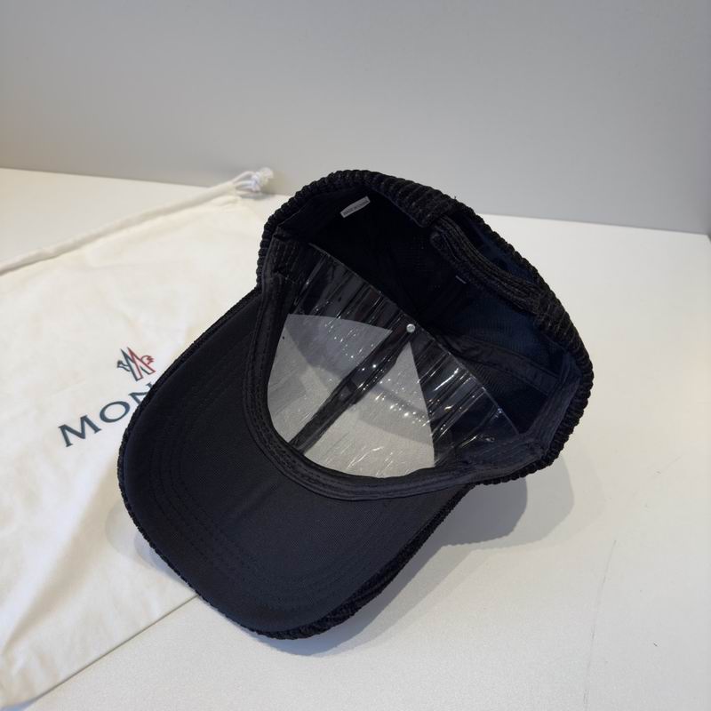 Moncler cap (275)