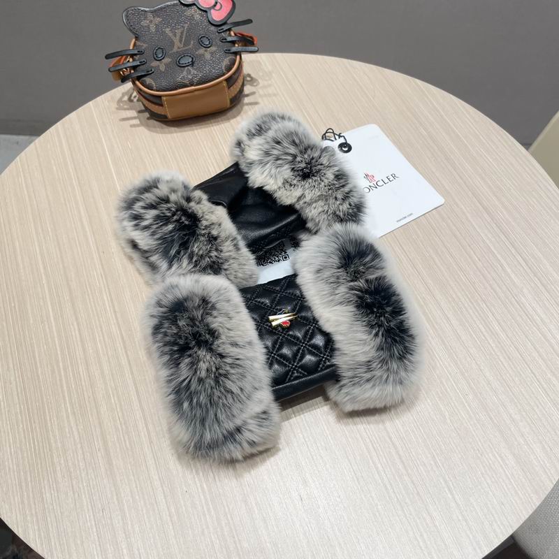 Moncler gloves 123 (5)