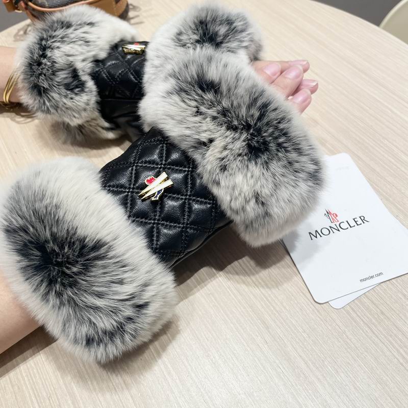 Moncler gloves 123 (9)