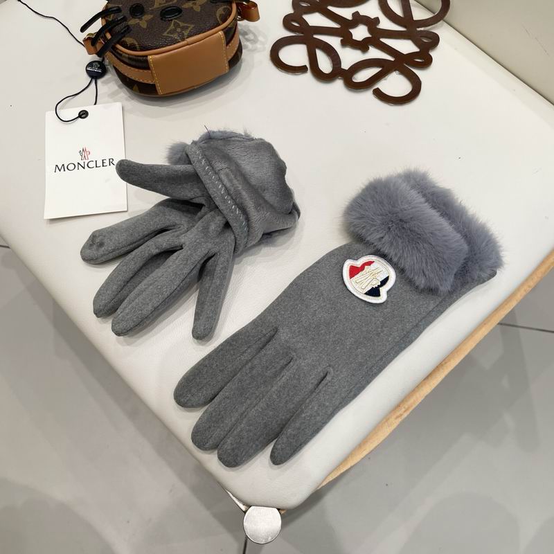 Moncler gloves 31 (11)