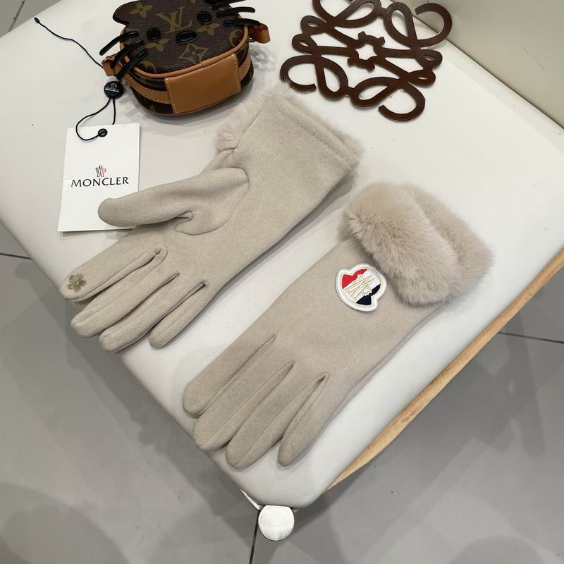 Moncler gloves 31 (3)