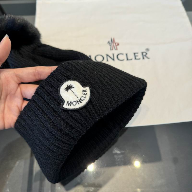 Moncler hat (1180)