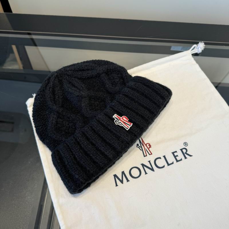 Moncler hat (1200)