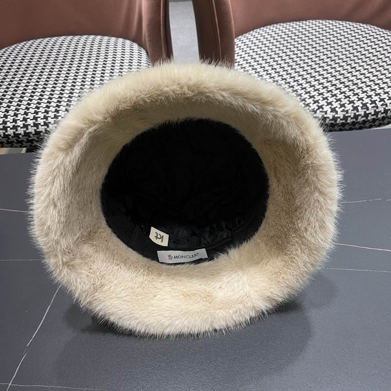 Moncler hat (132)