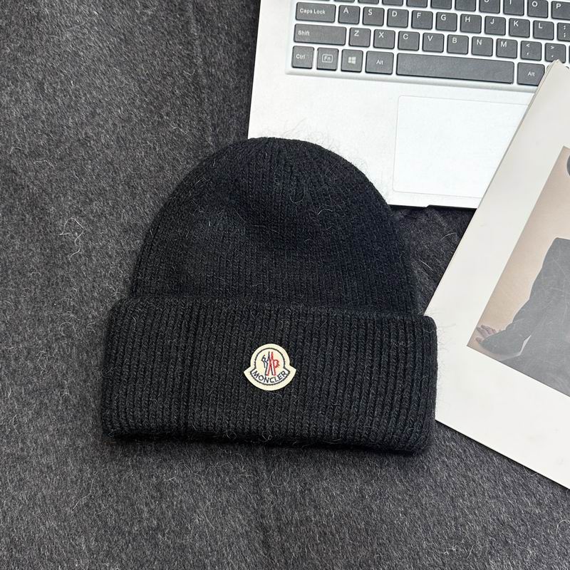 Moncler hat (1488)