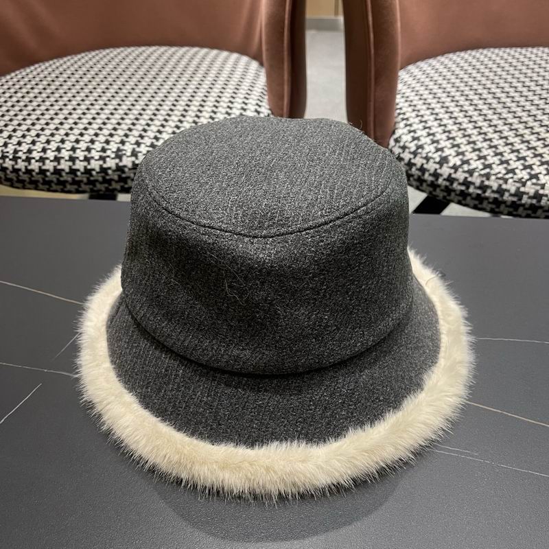 Moncler hat (150)