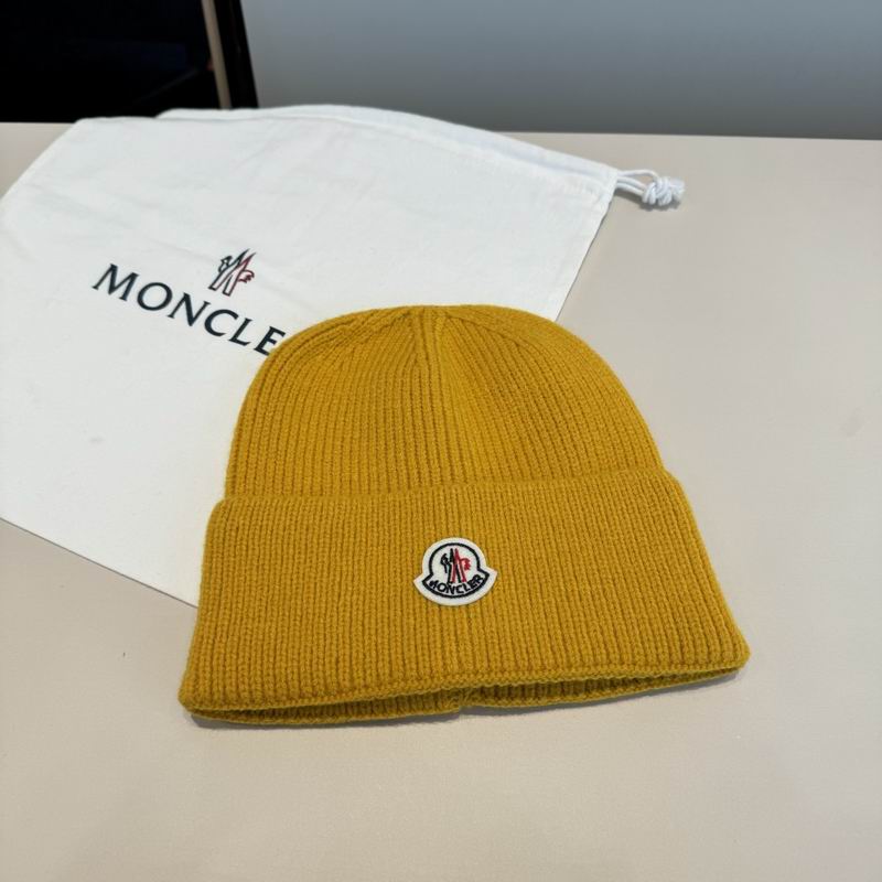 Moncler hat (1526)