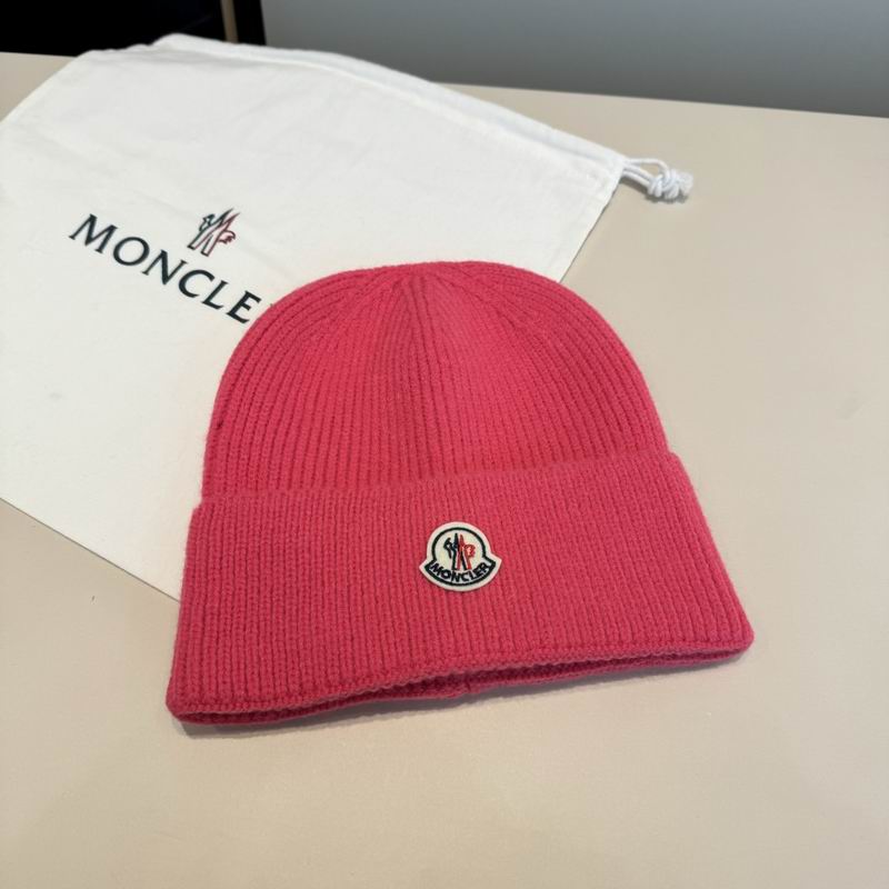 Moncler hat (1527)