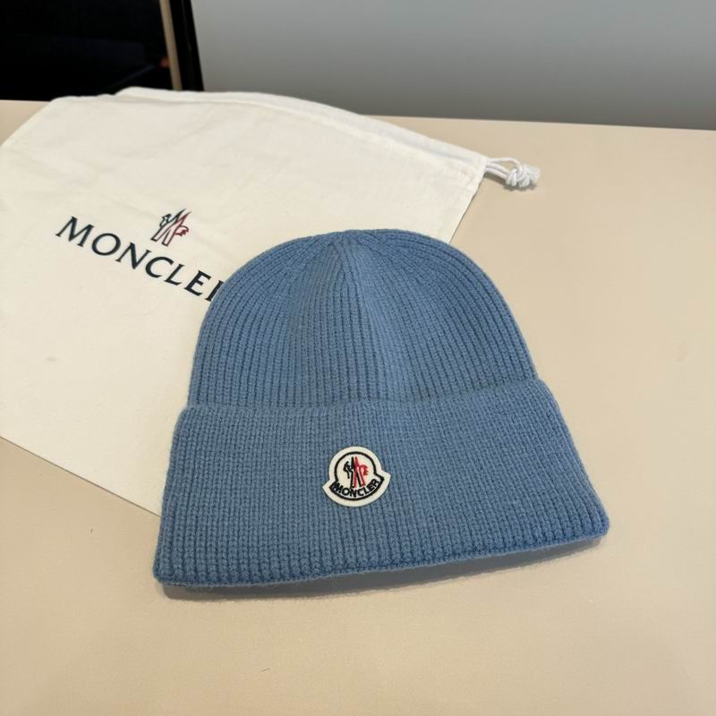 Moncler hat (1528)