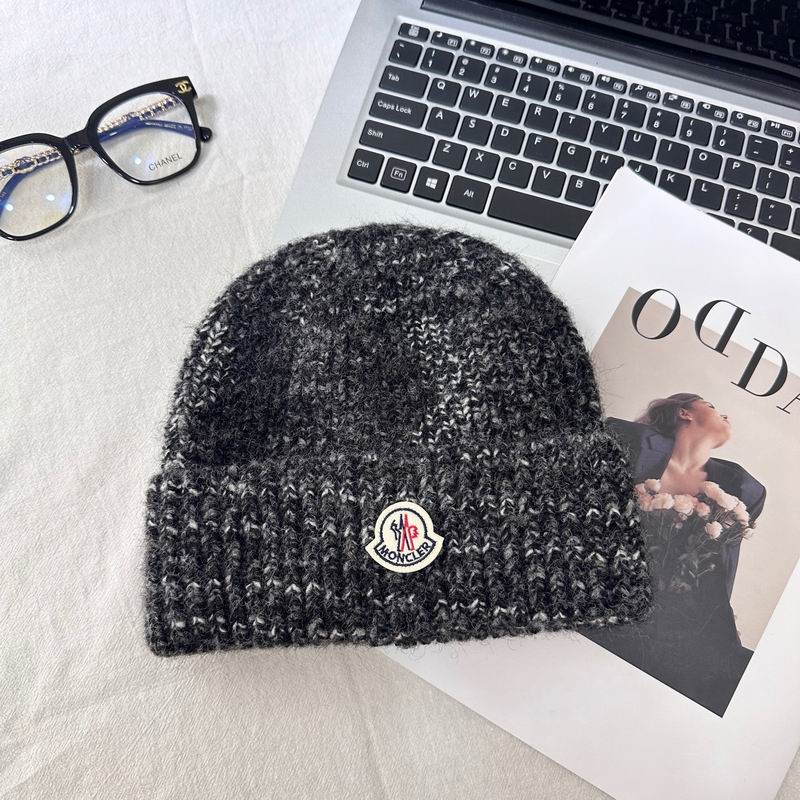 Moncler hat (2065)