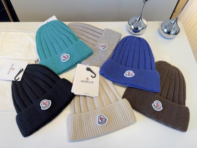 Moncler hat (348)