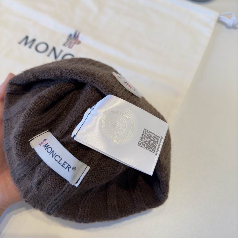 Moncler hat (349)
