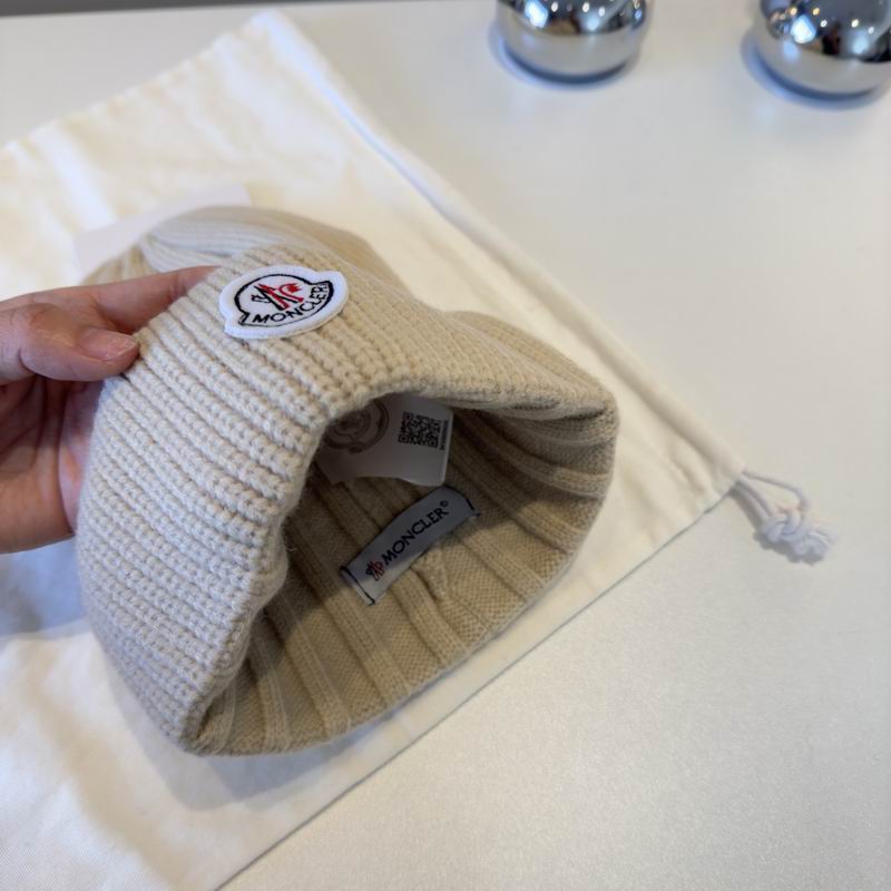 Moncler hat (357)