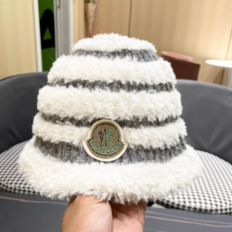 Moncler hat (4)