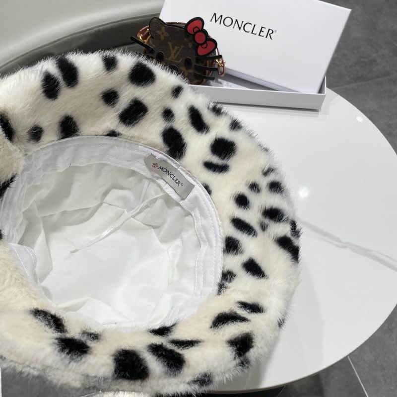 Moncler hat (424)