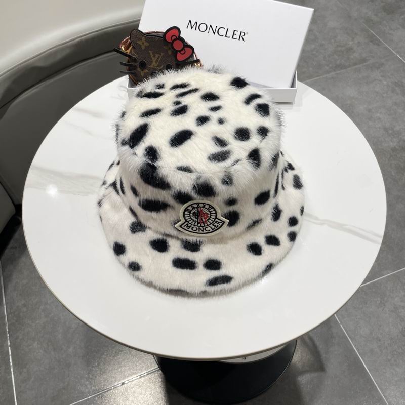 Moncler hat (431)
