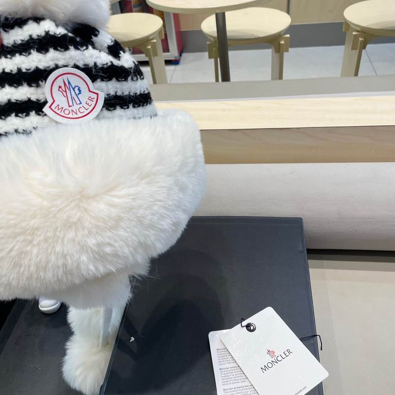 Moncler hat (508)