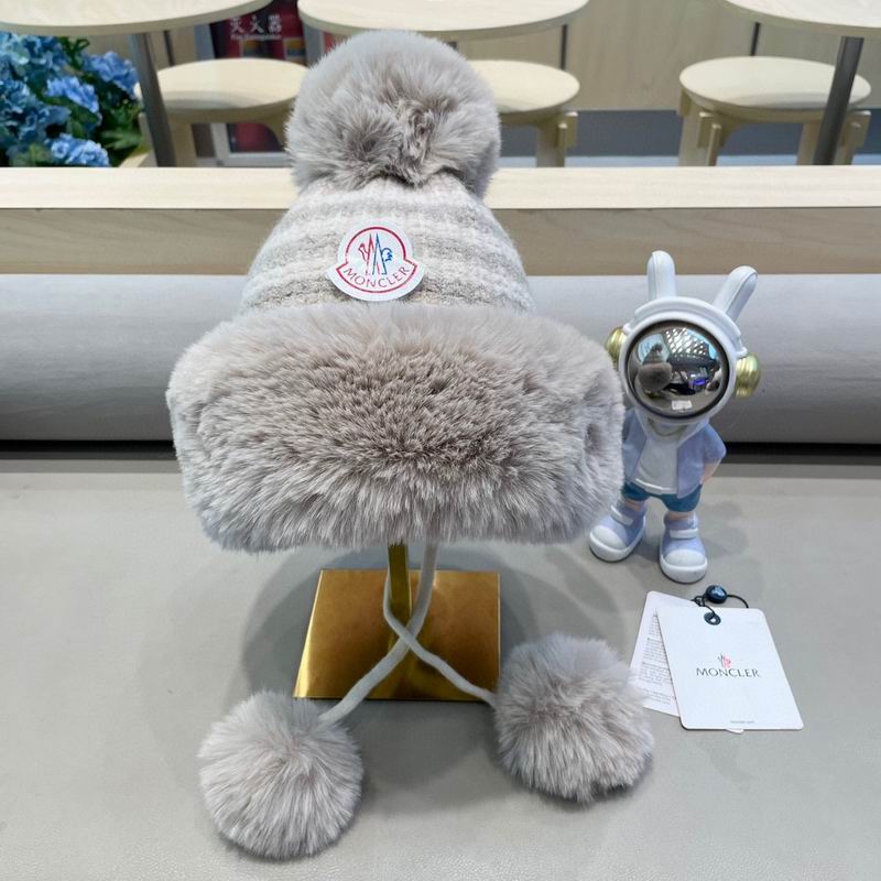 Moncler hat (513)