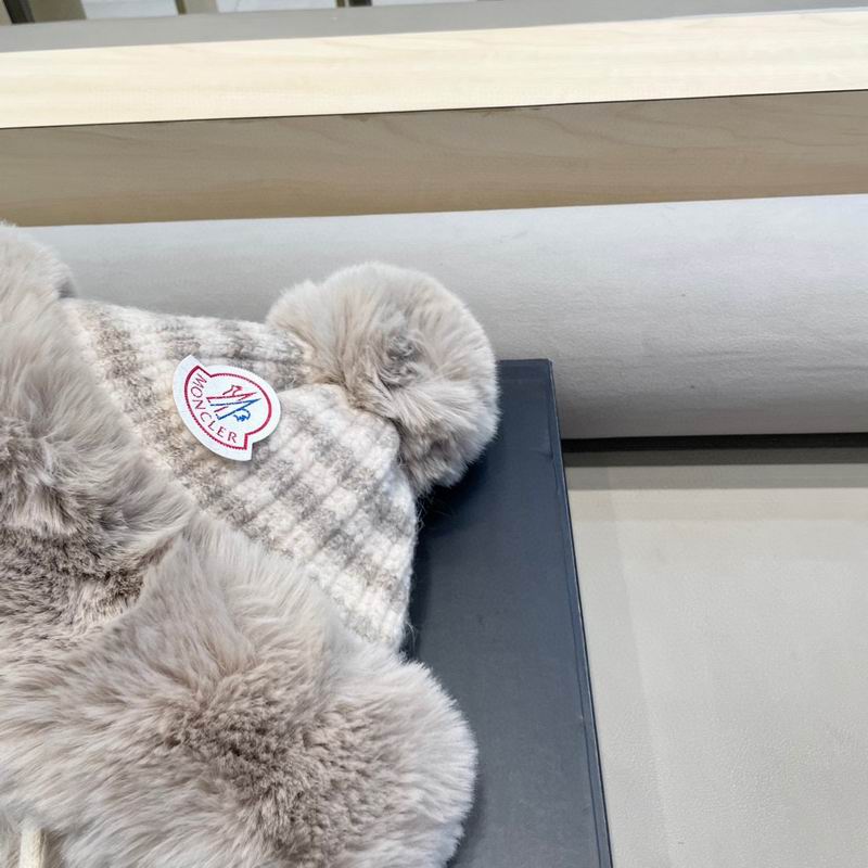 Moncler hat (519)