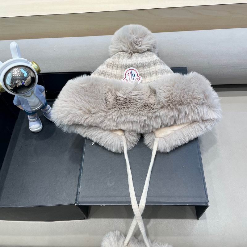 Moncler hat (520)