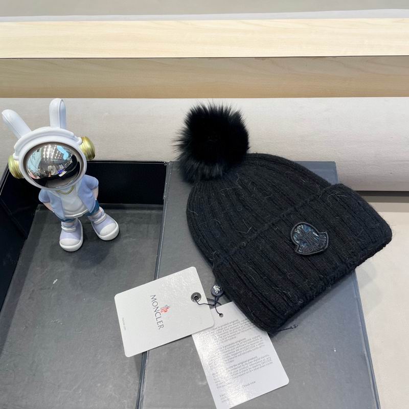 Moncler hat (570)