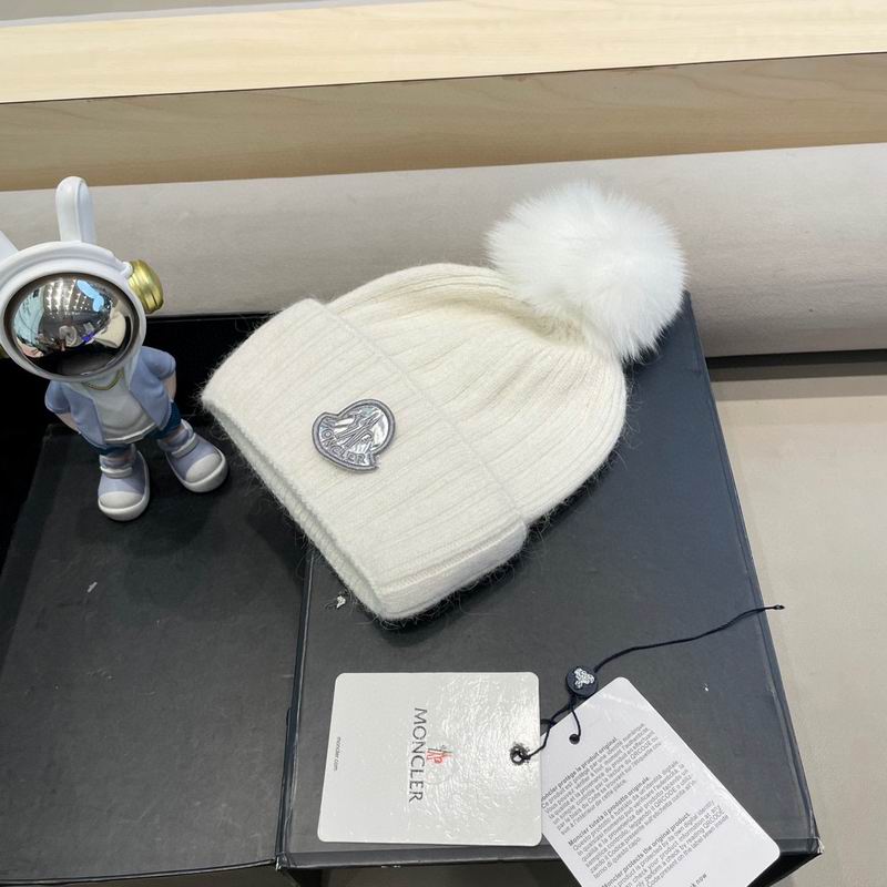 Moncler hat (598)