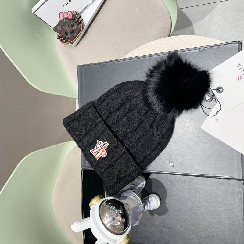 Moncler hat (610)