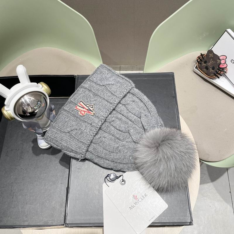 Moncler hat (619)