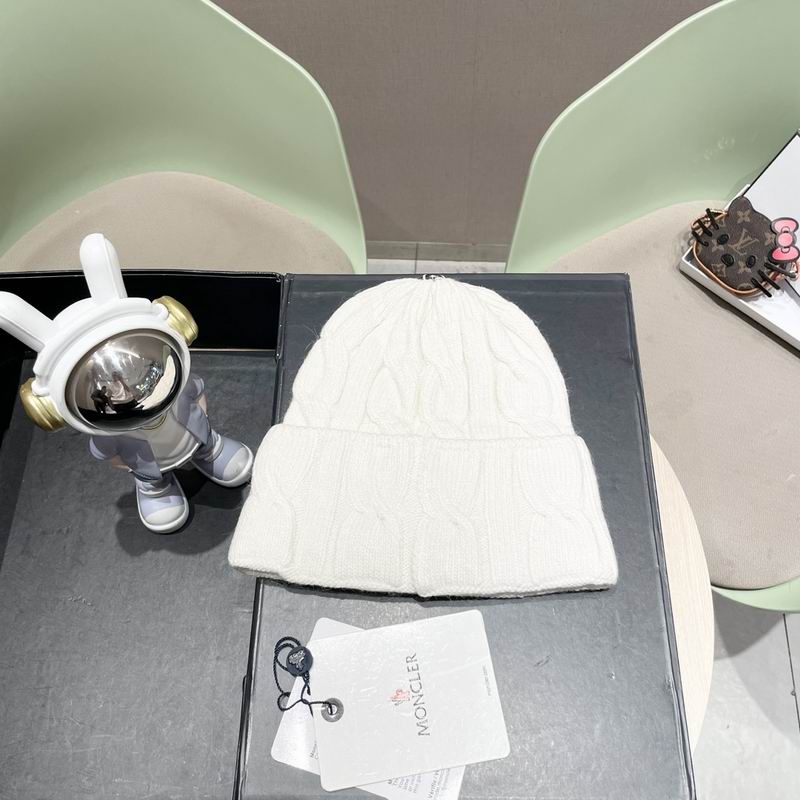 Moncler hat (648)
