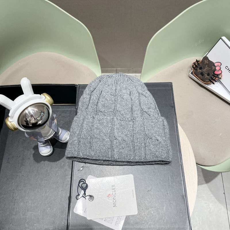 Moncler hat (656)