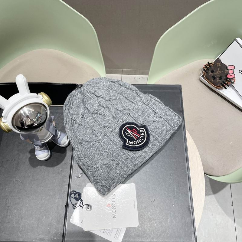 Moncler hat (659)