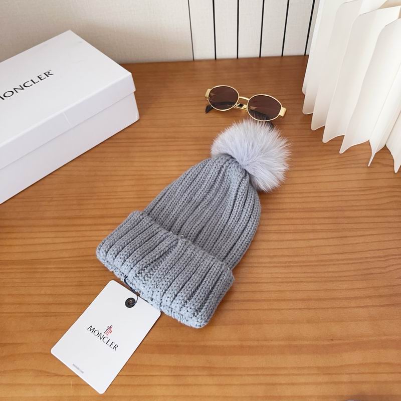 Moncler hat dx (1665)