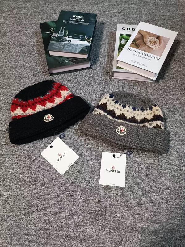 Moncler hat dx (677)