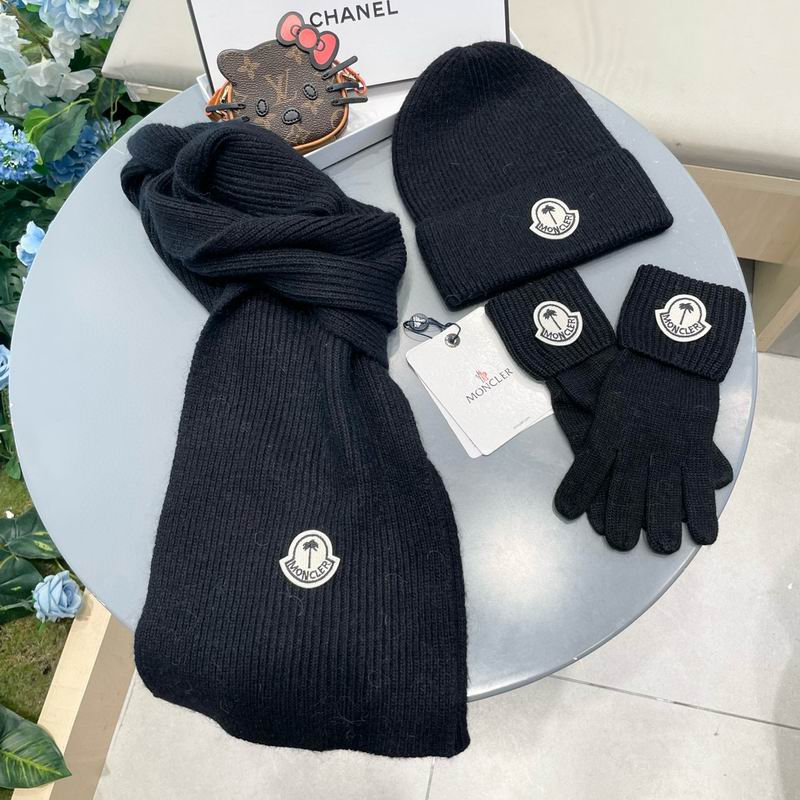 Moncler scarf  hat gloves (13)