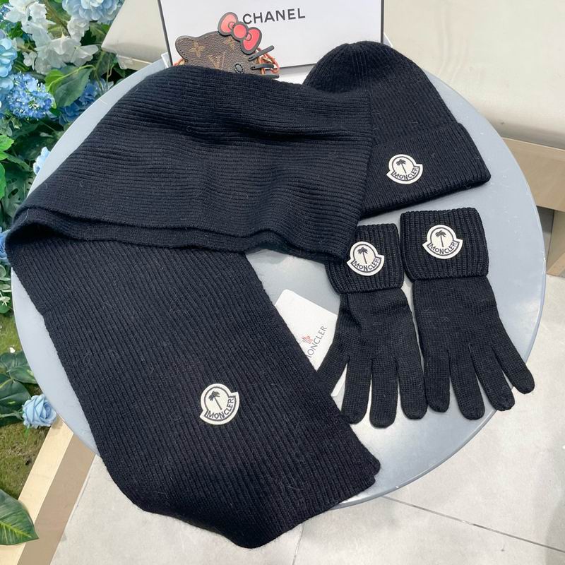 Moncler scarf  hat gloves (16)