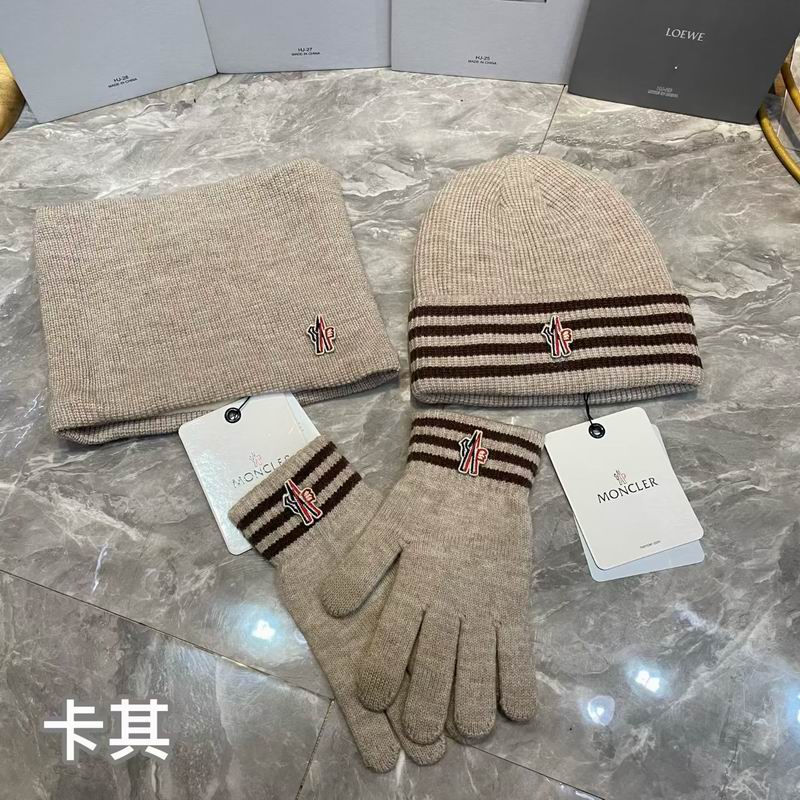 Moncler scarf hat gloves (16)