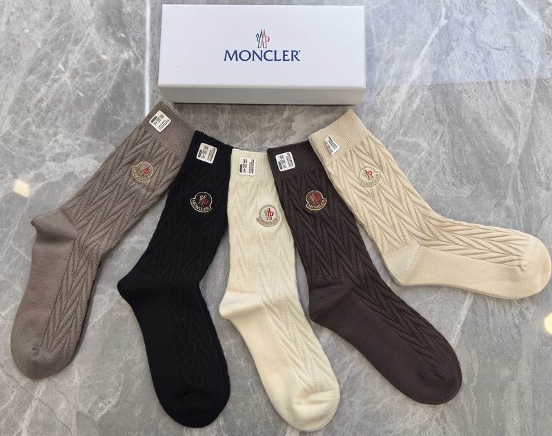 Moncler socks (4)