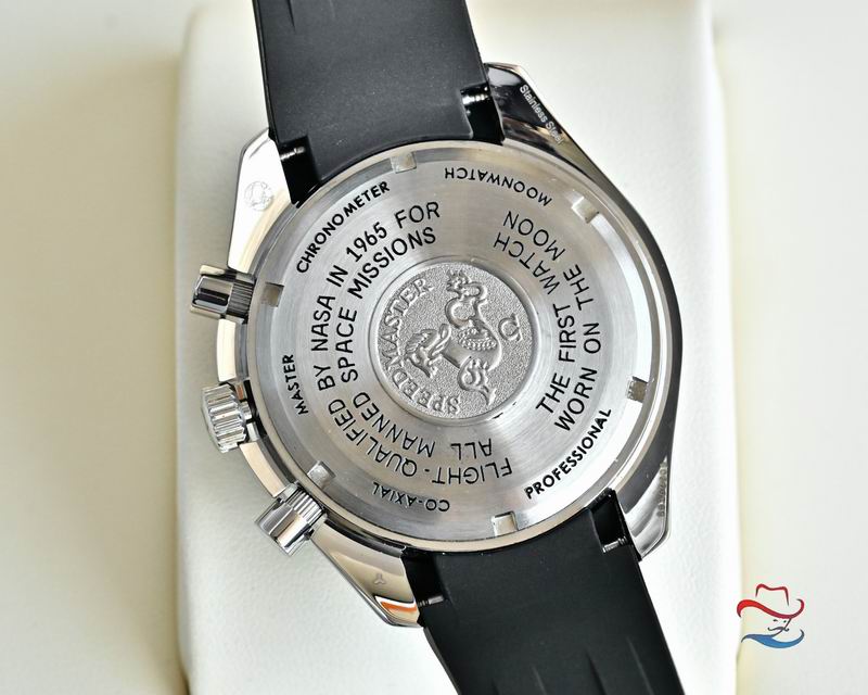 Omega 44mm 14-Speedmaster (3)