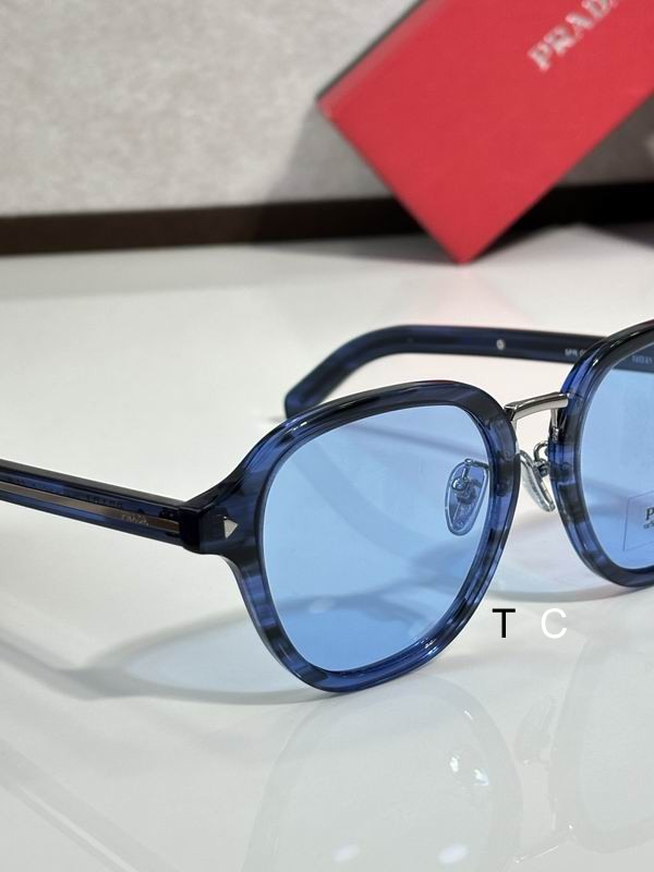 Prada  MODEL 52 21-145 c09